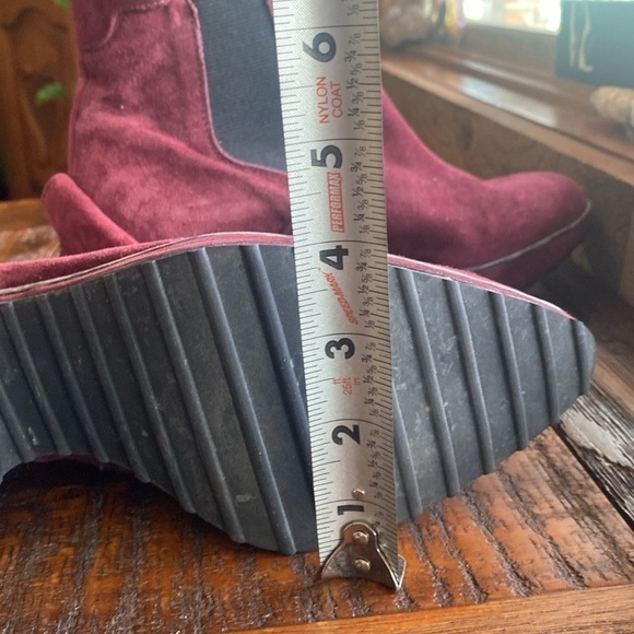 Stephane Kelian Paris burgundy wine suede booties - Picture 12 of 16